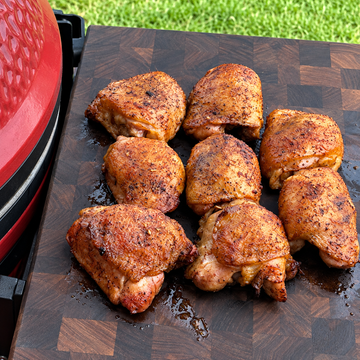 Big Joe BBQ Chicken Thighs Recipe - How to get Juicy Chicken Thighs on the Kamado Joe Big Joe — food photo